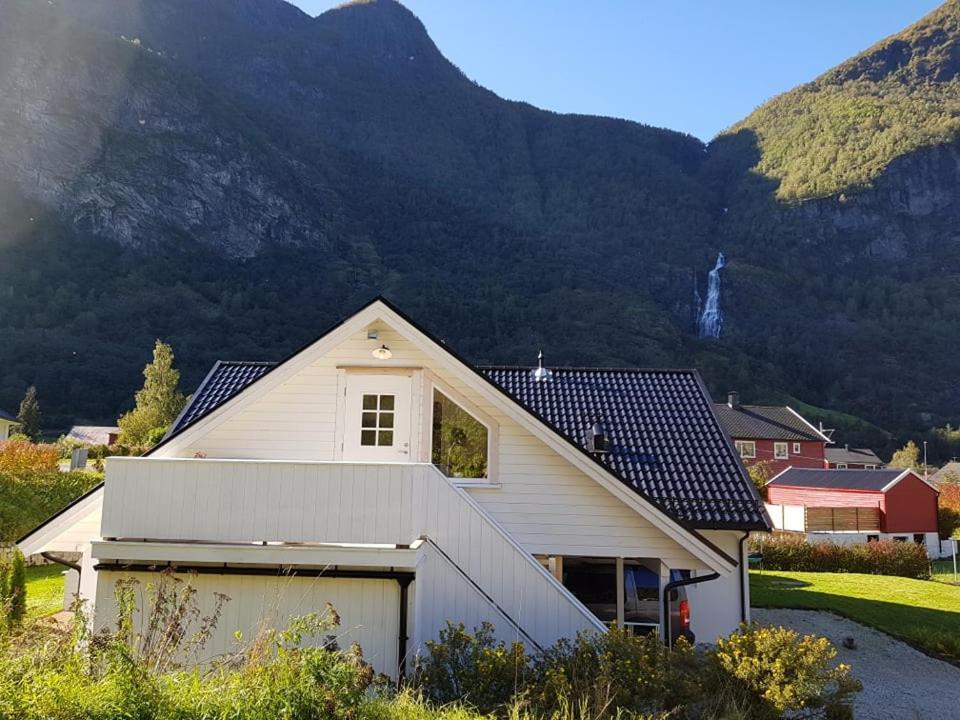 Bright And Cozy Apartment 1.5Km From City Centre Aurland Extérieur photo